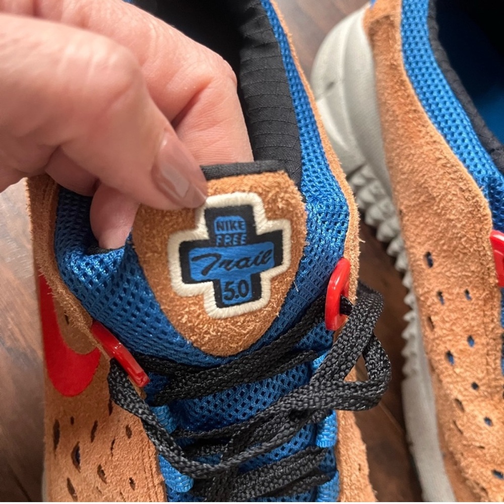 Free Run Trail 'Dark Russet Blue
Nebula'
Nike / Sneakers - Picture 7 of 7